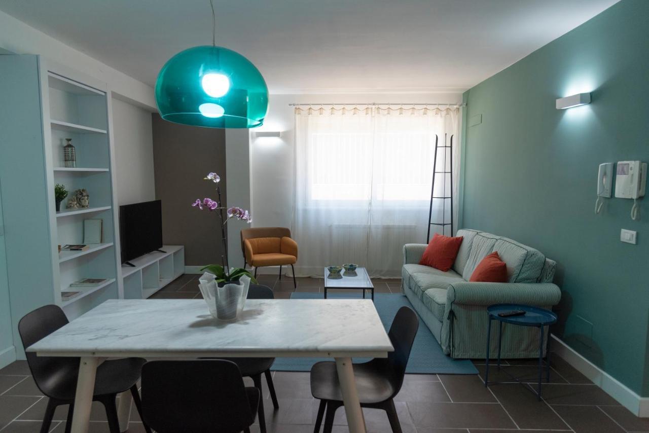 Stardust Guesthouse Augusta Ngoại thất bức ảnh