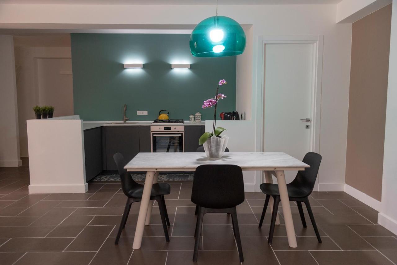 Stardust Guesthouse Augusta Ngoại thất bức ảnh